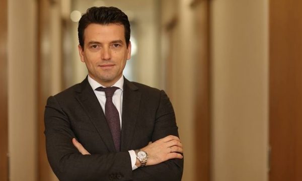Agron Shehaj, lideri ndryshe i të djathtës shqiptare - Gazeta Express