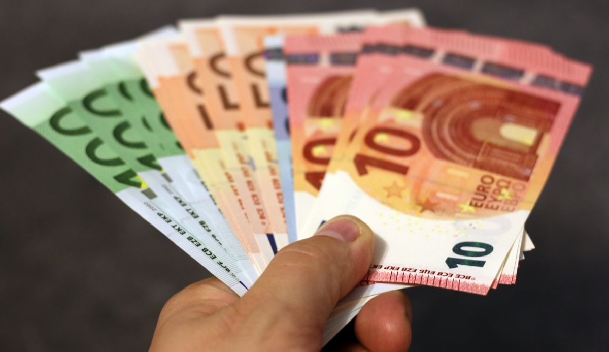 cilat-vende-kane-pagat-minimale-me-te-larta-dhe-me-te-uleta-ne-evrope