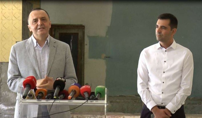 7 dorëheqje në pak muaj, Lame e prezanton vetë drejtorin e 8-të në ...