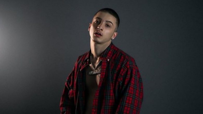 Fero heq dorë nga muzika; Prezantuesi përlotet gjatë emisionit live