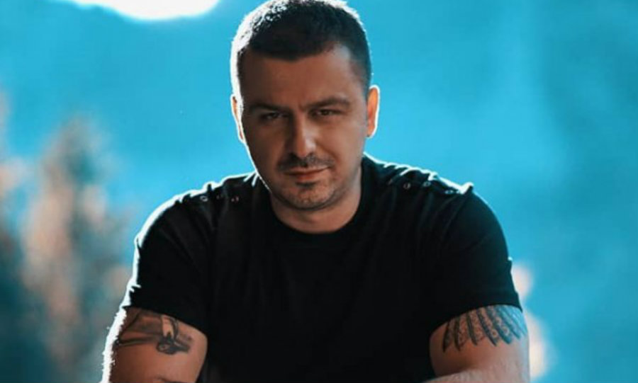 Prelbukaj për vdekjen e Shpatit  Për të fundit herë u pamë një muaj më parë  në studio