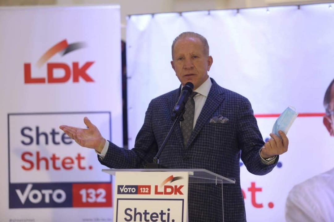 Behgjet Pacolli zyrtarisht deputet - Gazeta Express