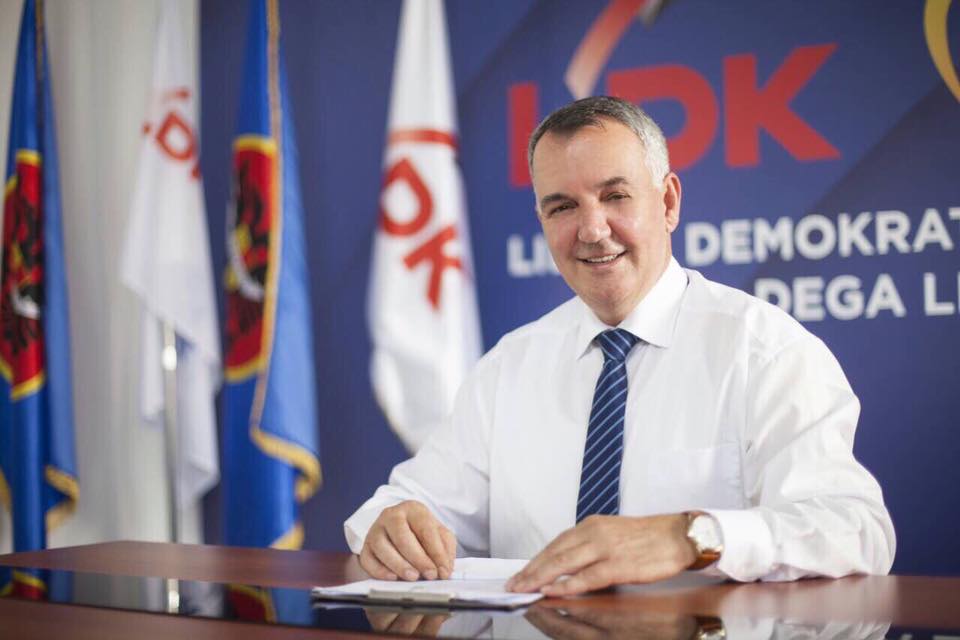 ahmeti-konfirmon-kandidimin-per-kryetar-te-lipjanit-zgjedhjet-e-12-tetorit-jane-mundesia-jone-per-te-vazhduar-punet-e-mira
