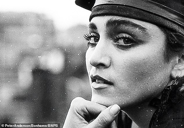 マドンナの若い頃の未公開写真が公開 - ガゼタ・エクスプレス