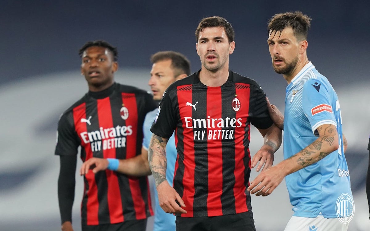 ガゼッタ・デッロ・スポルト MILAN DA RECORD　ミラン ガゼッタ・デッロ・スポルト MILAN DA RECORD ミラン - メルカリ