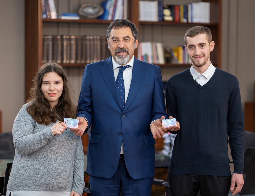 Shqipëria nis lëshimin e lejeve të qëndrimit për shqiptarët e Kosovës