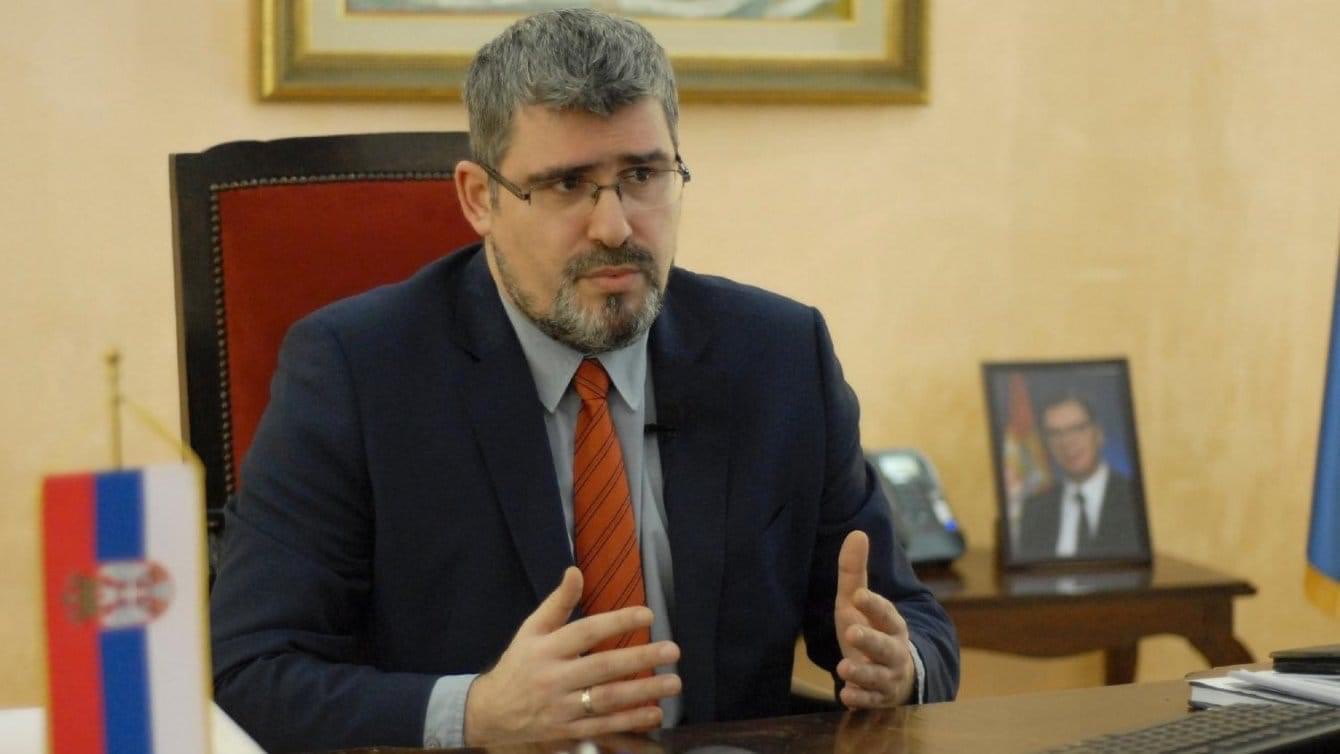 Diplomati serb S’përjashtohet mundësia që anëtarësimi i Kosovës në KE të hyjë sot në rend dite