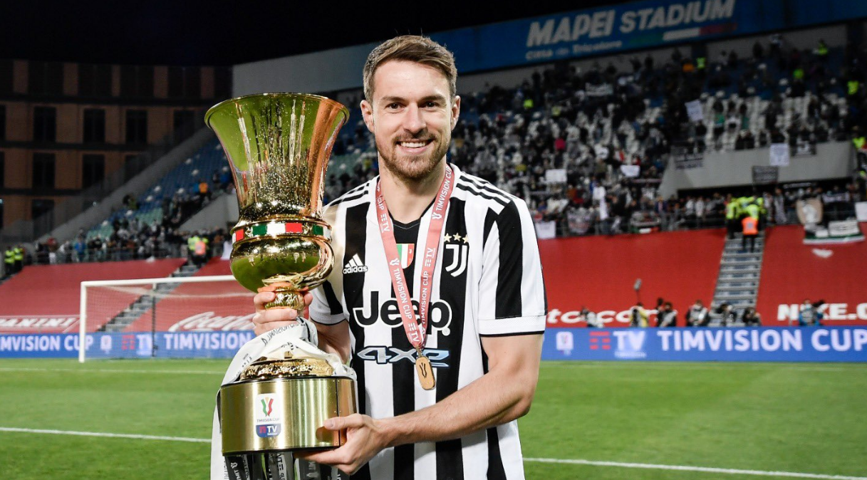 ユベントス19-20 H No.8アーロンラムジー ユベントス19-20 H No.8アーロンラムジー - メルカリ