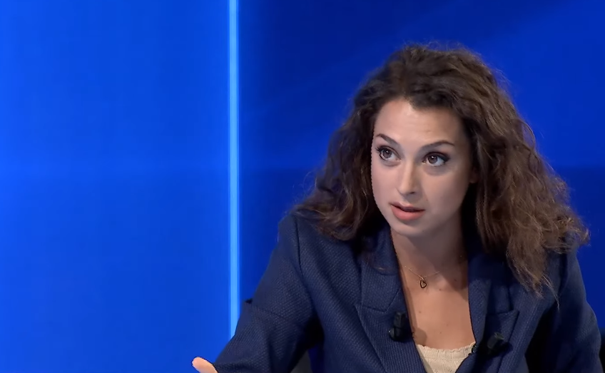 rrefimi-i-muratit-per-bisedat-me-zyrtaret-e-be-se-kica-xhelili-i-reagon-a-iu-tregove-qe-krenoheni-kur-e-shkelni-kushtetuten