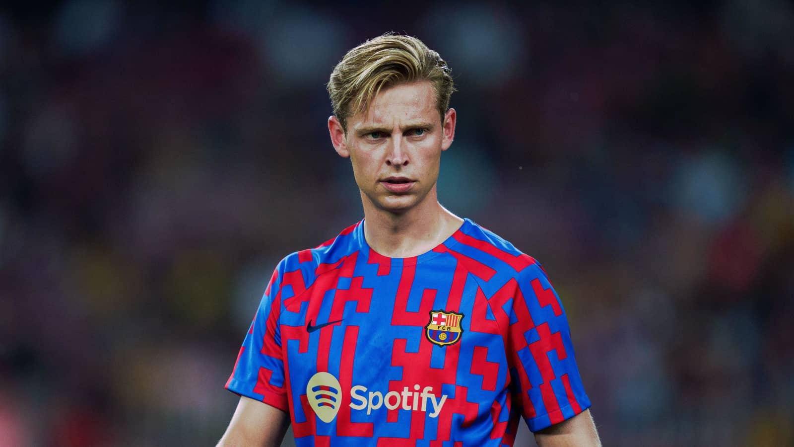 Frenkie de Jong në rrezik të largohet nga Barcelona gjatë verës