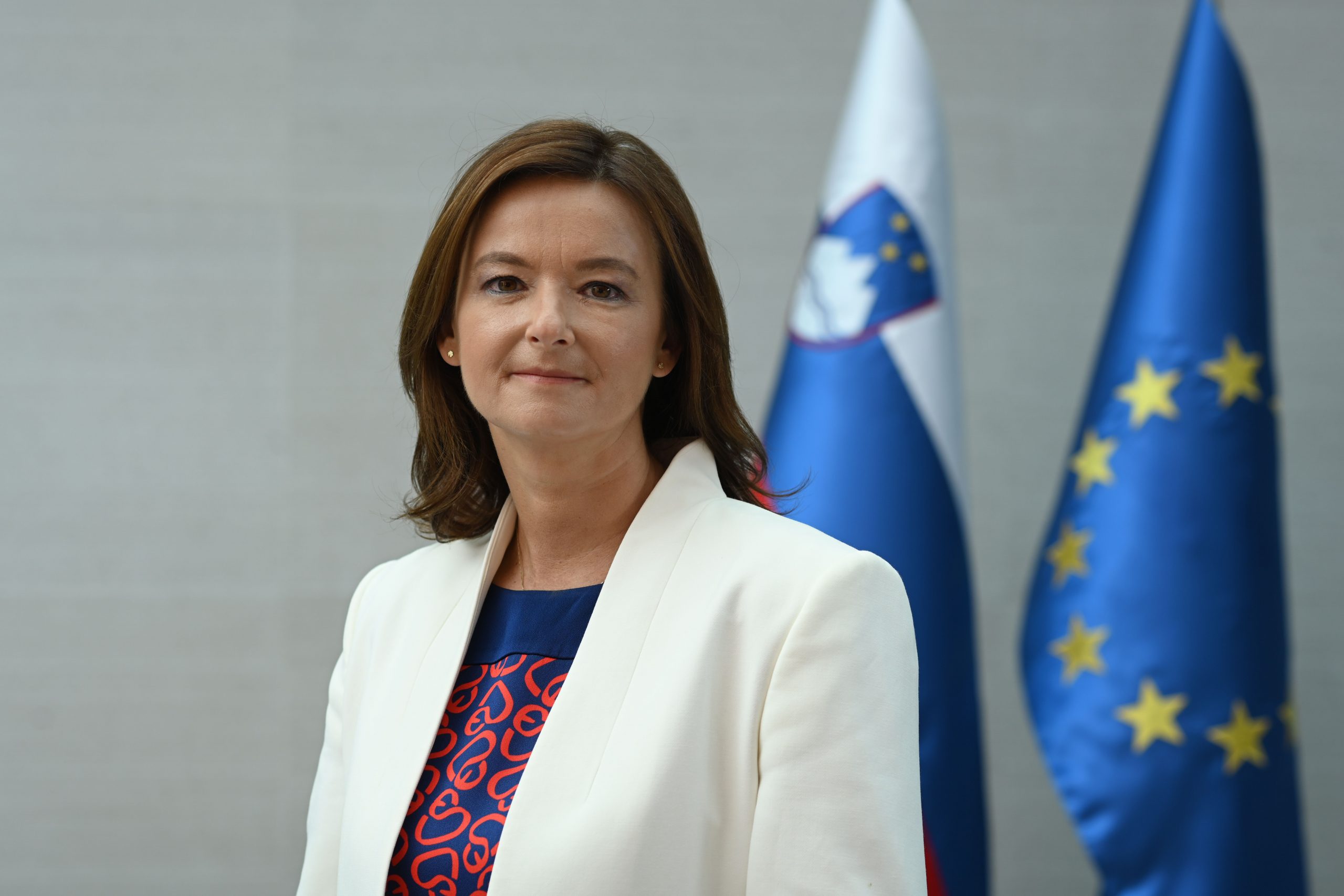 Kryediplomatja sllovene Liberalizimi i vizave për Kosovën është lartë