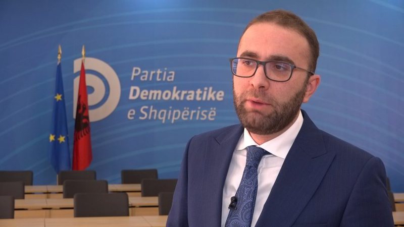 situata-brenda-partise-bardhi-therret-mbledhjen-e-kryesise-dhe-grupit-parlamentar-te-pd