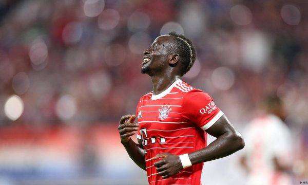 21-22シーズン　サディオ・マネ 21-22シーズン サディオ・マネ 2021-22 Panini Chronicles Sadio
