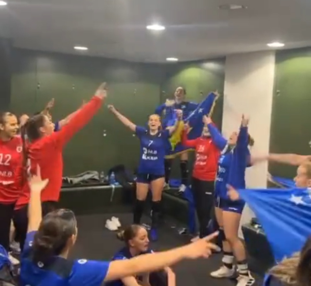 "Në Prekaz te Baca Adem", festa e vajzave të Kosovës U18 pas