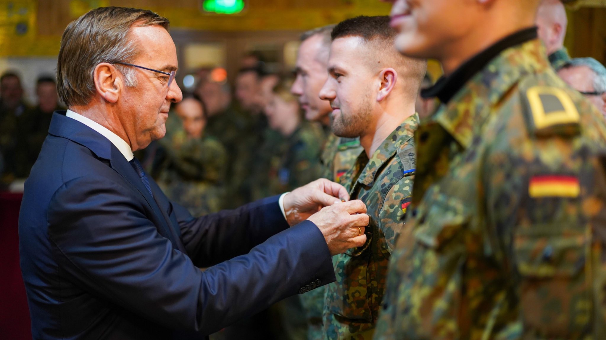 Automjete Ushtarake Të Gjermanisë Futen Në Kosovë Lëvizja S Ka Të Bëjë