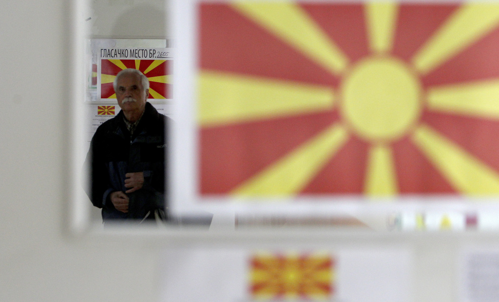 Maqedoni  Mbi 1 8 milionë votues sot u drejtohen kutive të votimit  zgjedhin mes 7 emrave presidentin