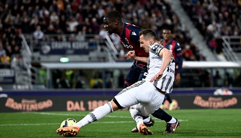Juventusi e nxjerr një pikë ndaj Bolognas  ishte duke humbur me tre gola