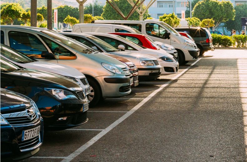 Burri në Pejë raporton se iu kanë djegur pjesë veturash në vlerë 50 mijë euro