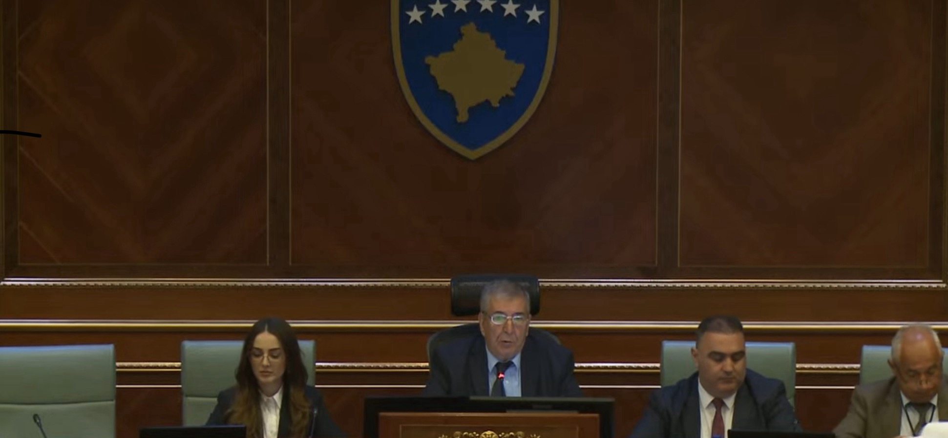 Nis vazhdimi i seancës konstituive