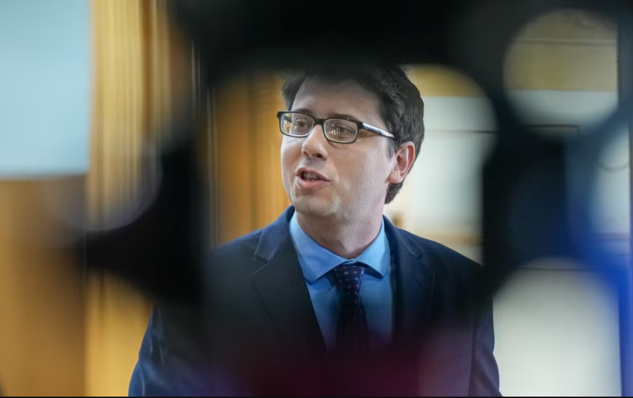 Murati kërkon votim të fshehtë  thotë se opozita duhet të ndryshojë qendrim të mos e bllokoj procesin