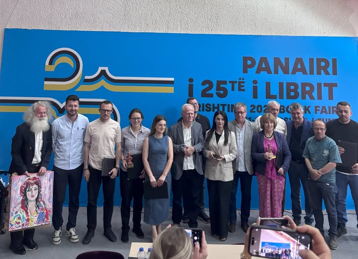 Ndarja e çmimeve në Panairin e Librit  Prishtina 2025 