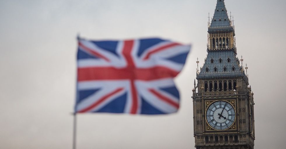 shkundet-qeveria-britanike-dy-doreheqje-ne-24-ore