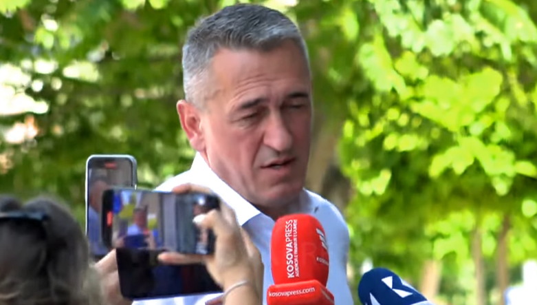 Rashiq pyetet për mundësinë përfshirjes në një qeveri të ish opozitës  Flasim kur të vijë koha  vijat e kuqe s ekzistojnë