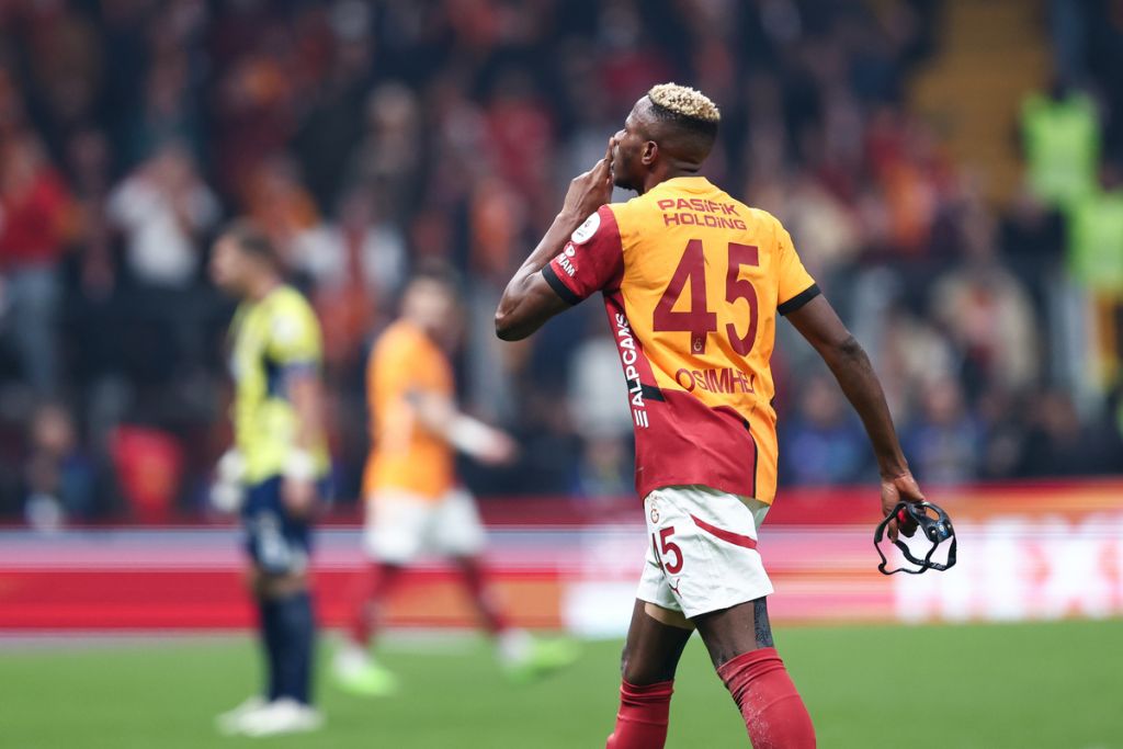 al-hilal-ia-ofron-osimhenit-50-milione-euro-ne-sezon