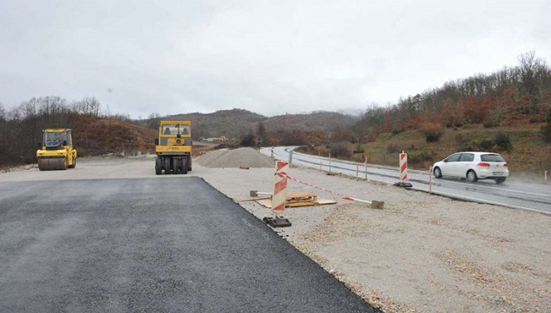 11-7-milione-euro-investim-sot-leshohet-ne-perdorim-rruga-magjistrale-oher-shen-naum