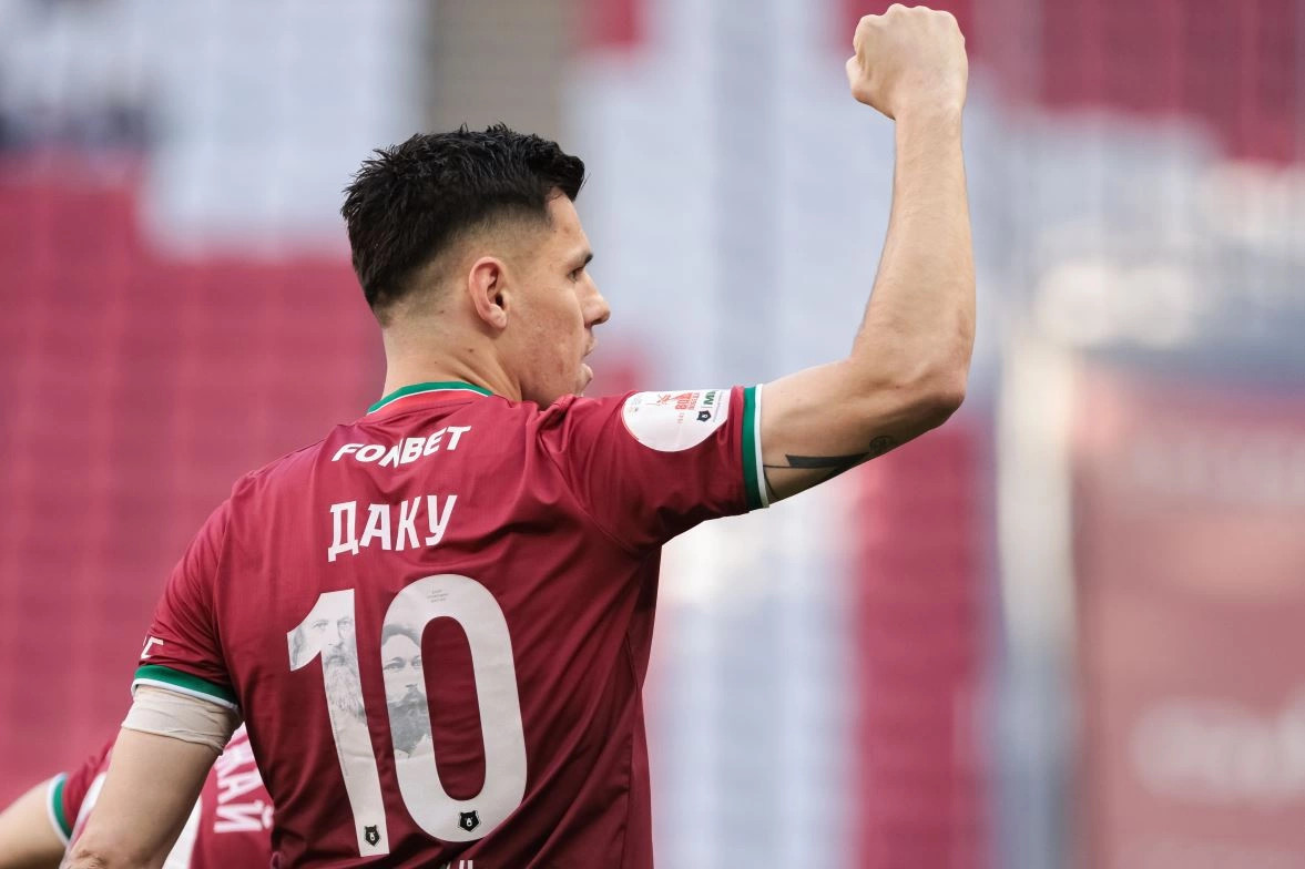 zeniti-beri-mire-qe-s-e-mori-agjenti-i-futbollit-daku-do-te-niste-sherr-ne-dhomat-e-zhveshjes