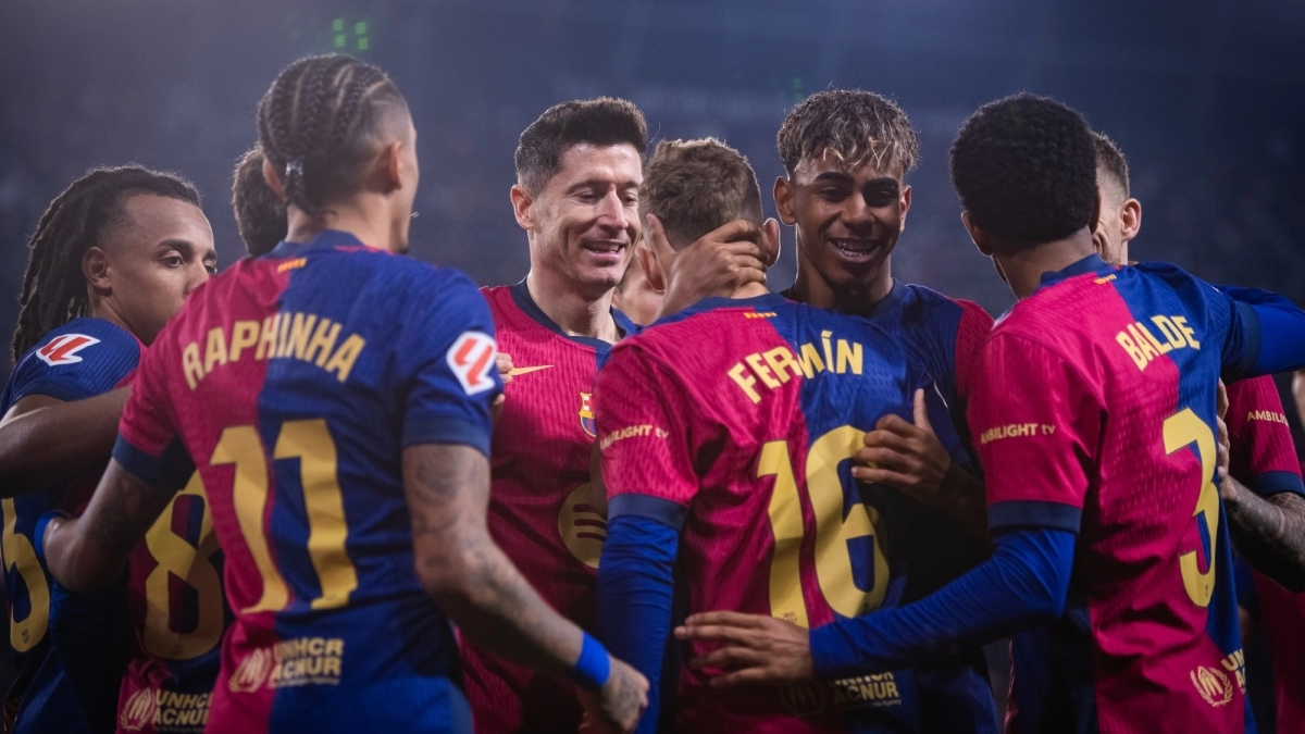 barcelona-eshte-e-zhgenjyer-me-lewandowskin-per-shkak-te-lendimit-te-tij-ne-kombetare