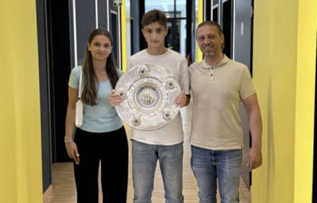 talenti-i-ri-kosovar-nenshkruan-me-borussia-dortmundin