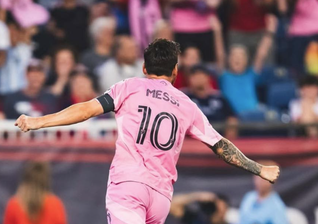 Messi the magician, the fifth consecutive game in MLS that he scores two goals