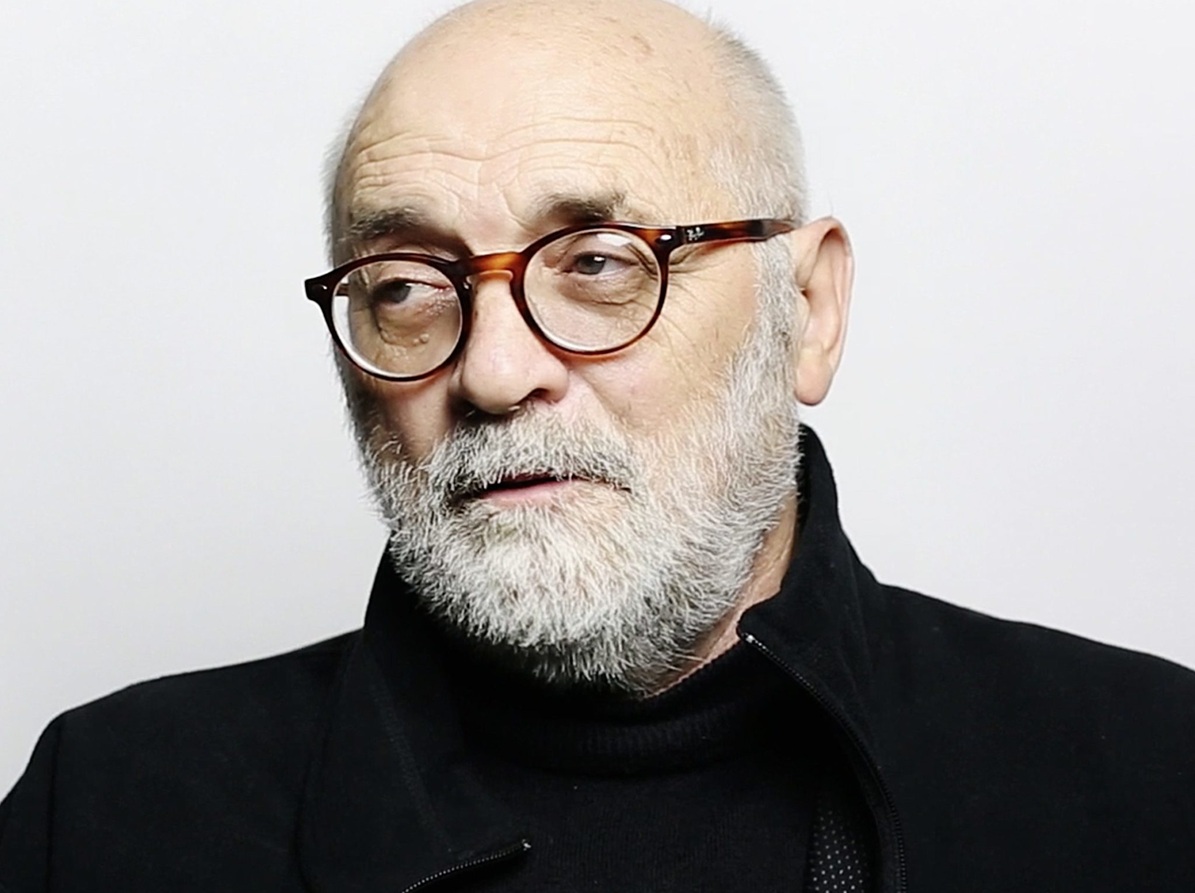 interviste-sh-maliqi-pertej-konstatimeve-duhet-te-kemi-ketedra-te-historise-te-artit-dhe-botime-ne-shqip-te-literatures-teorike