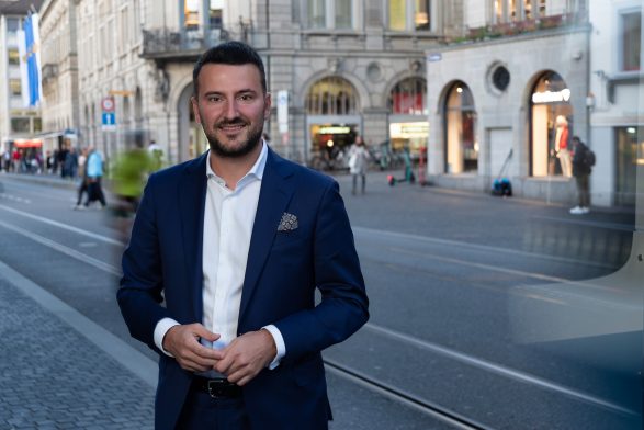 De partij, een Albanees voor burgemeester van Zürich, nomineert Perparim Avdili om de Zwitserse stad