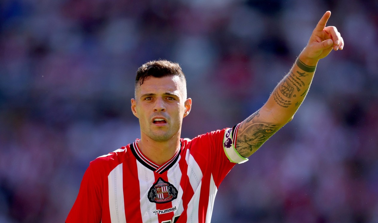 Granit Xhaka tregon pse e zgjodhi Sunderlandin  Njerëzit qeshnin me mua