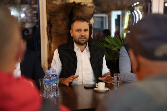 Durmishi  BDI po jep shqelmat e fundit   në panik total  kapet pas Levicës