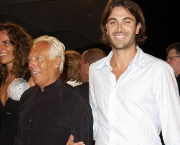 Um die Kontinuität der Vision des Gründers zu gewährleisten, wird sein