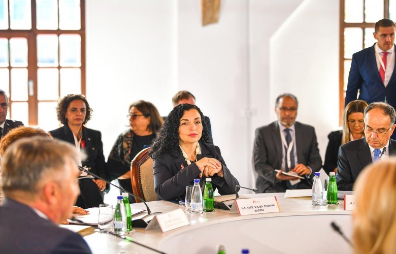 Sot fillon Samiti i Bërdo Brionit  presidentja Osmani përfaqëson Kosovën