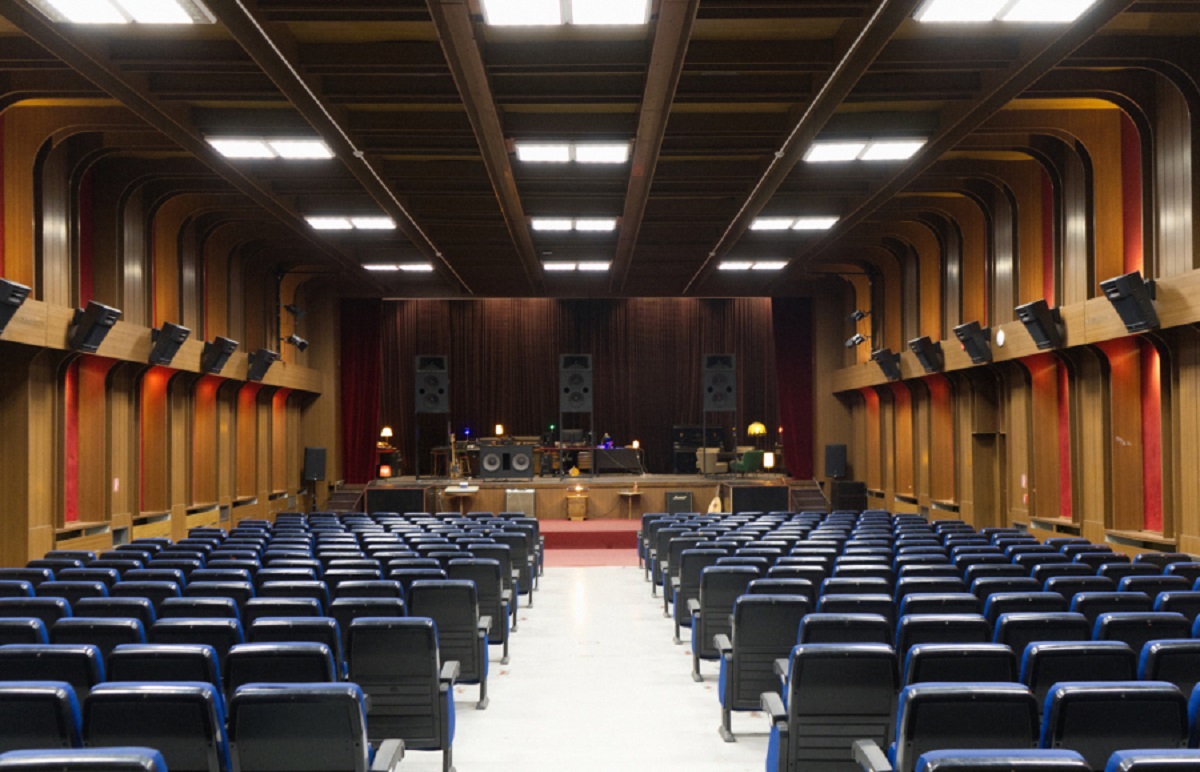 kino-armata-nen-meshiren-e-mbeshtetesve