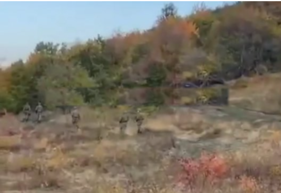 kfor-konfirmon-se-xhandaret-serbe-kane-hyre-ne-kosove-me-15-tetor-u-kthyen-menjehere