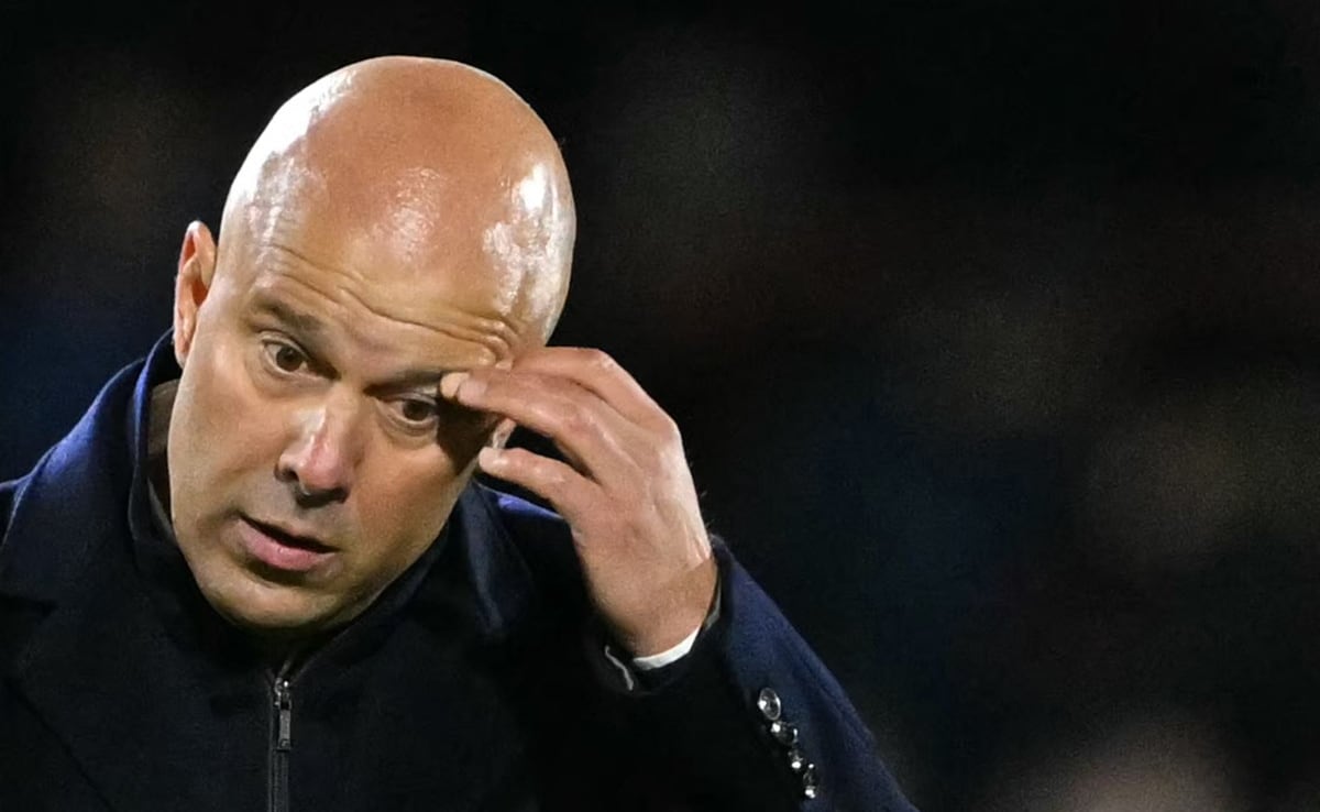 fabrizio-romano-jep-detaje-rreth-mundesise-se-shkarkimit-te-arne-slot-nga-liverpooli