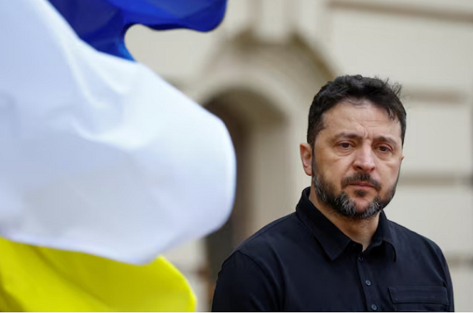 Sondazh  61 përqind e ukrainasve i besojnë Zelensky t