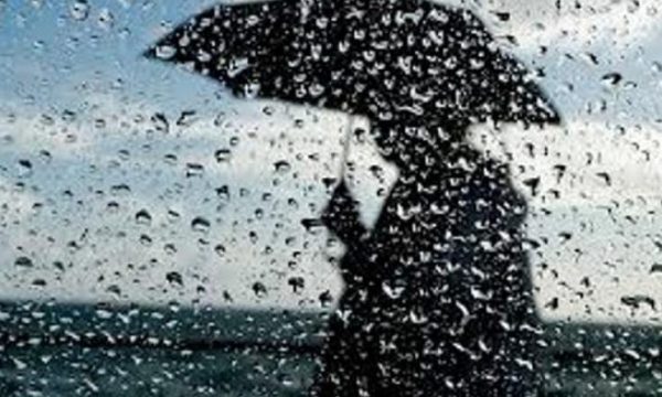 Era mbi 60 km h  Vranësira dhe intervale me diell gjatë ditës