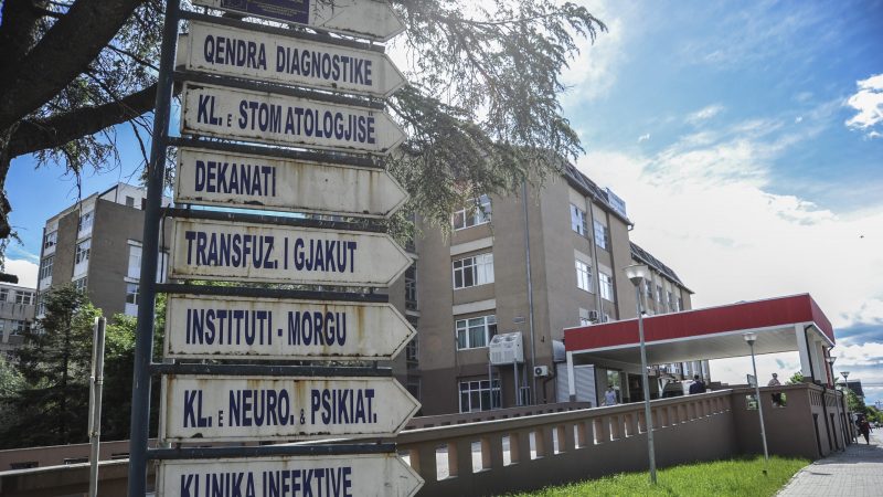 kirurgjia-pa-rryme-pas-nje-defekti-ne-trafo-elektrike-zedhenesja-ne-pikat-vitale-jane-vendosur-gjeneratoret