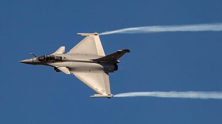 India do blejë 114 avionë luftarakë  Rafale  nga Franca  vetë presidenti Macron udhëheq negociatat gjatë vizitës në New Delhi 