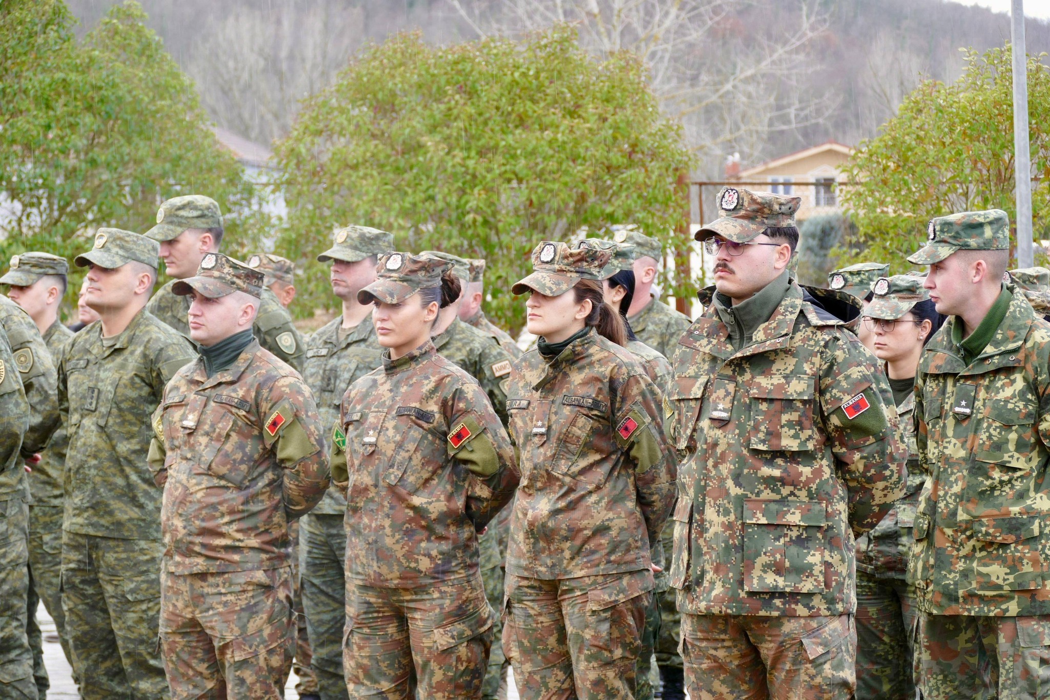 Komanda Amerikane për Evropë i trajnon ushtarët e Shqipërisë dhe Kosovës për hetimin e incidenteve me municione