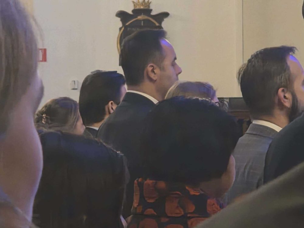 Glauk Konjufca në Hagë për seancën përmbyllëse  në pritje të vendimit përfundimtar