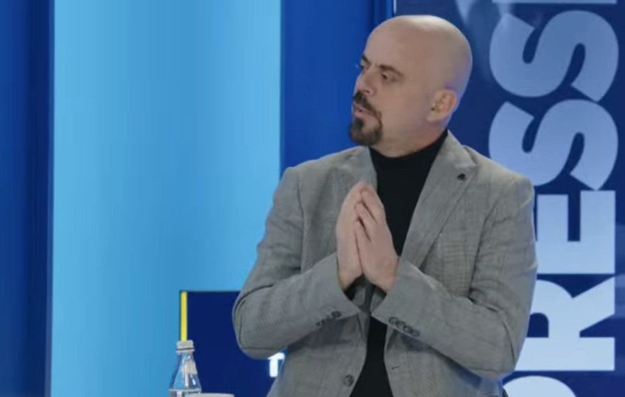  Rama e tha të vërtetën   Rexhaj  Policia do përgjigjej me zjarr ndaj EULEX it nëse do hynin në presidencë pa lejen e Vjosa Osmanit