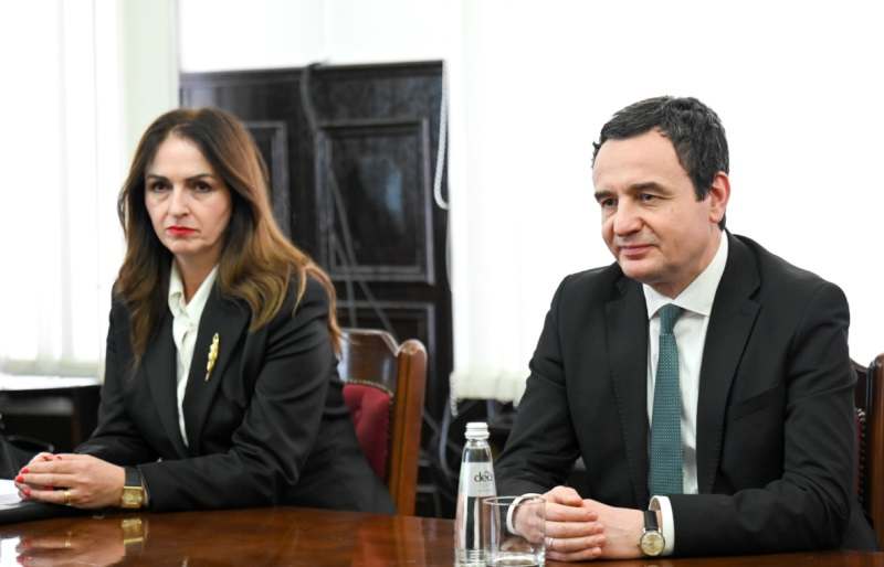 Osmani apo dikush nga Jasharët  Nagavci  Secili mund të flasë për emra  por VV s ka qëndrim zyrtar për dikë specifik